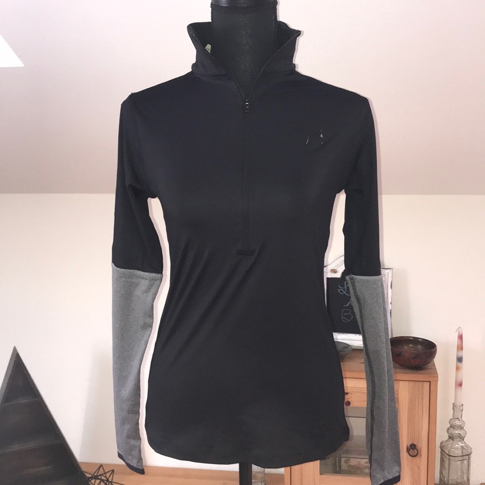 Victoria’s Secret Pink tack shirt